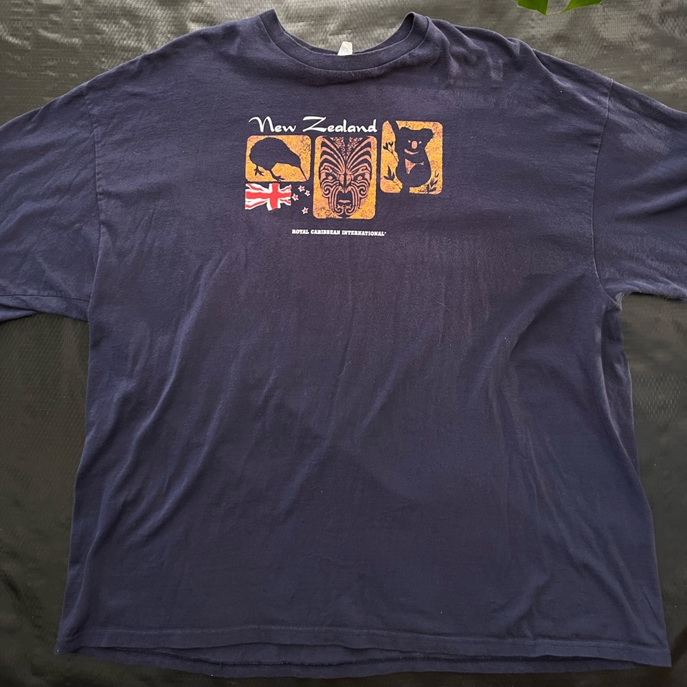 New Zealand Graphic Tee